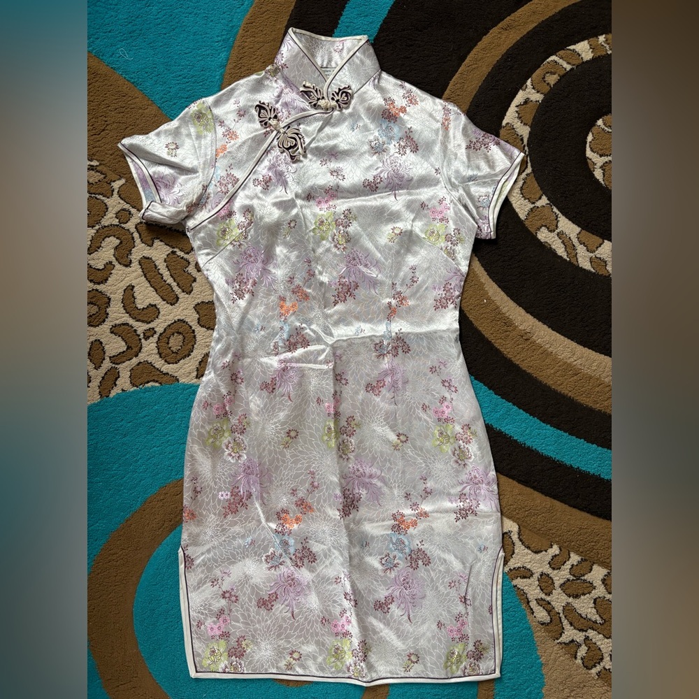 Floral Embroidered Cheongsam Dress